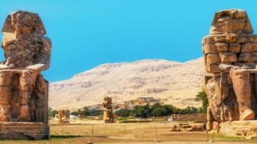 egypt colossi of memnon