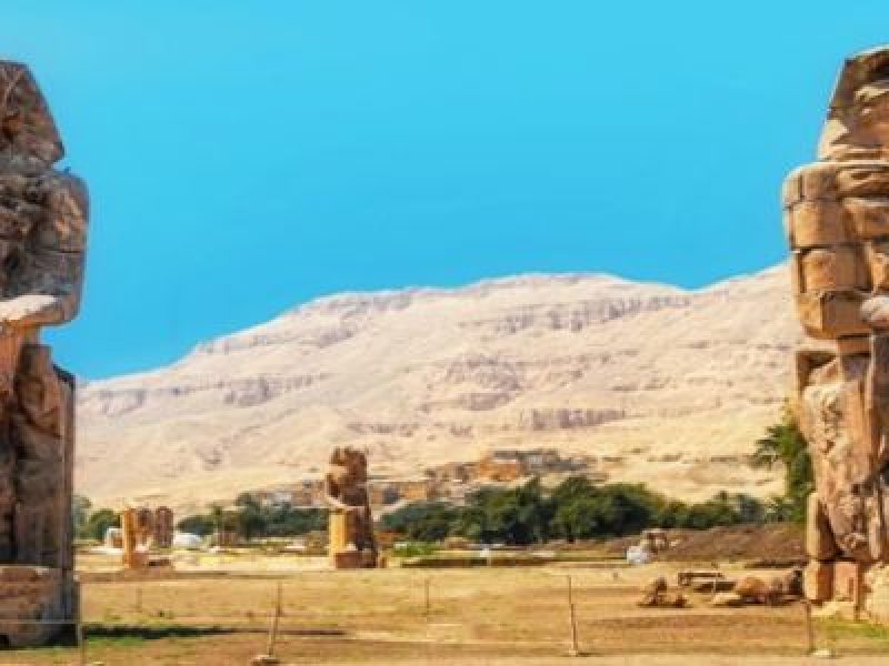 egypt colossi of memnon