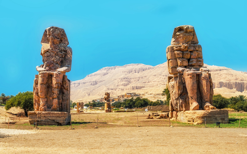 colossi of memnon sound