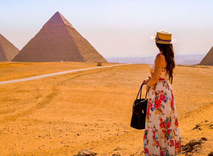 Private Cairo Airport Layover Tour to the Pyramids & Sphinx