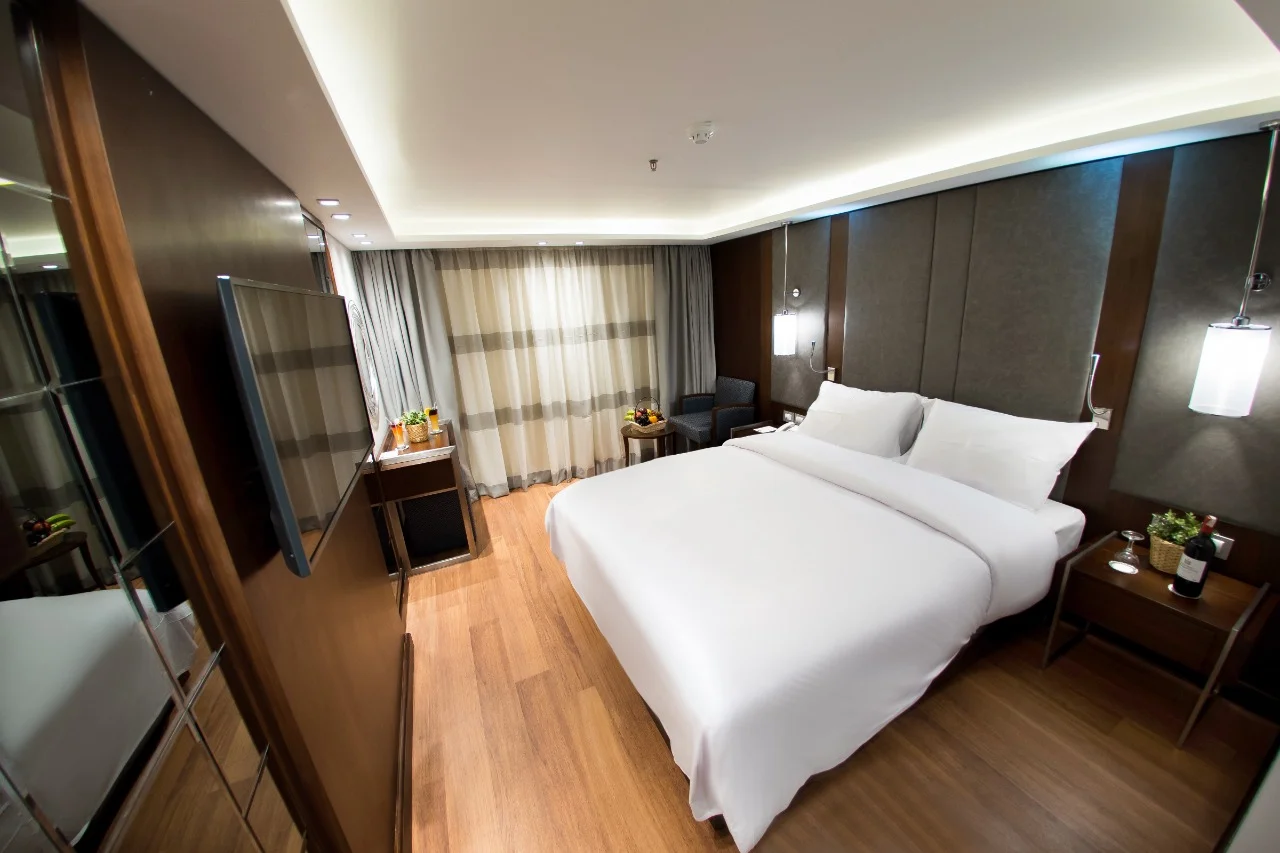 Guest cabin aboard Concerto II Nile Cruise