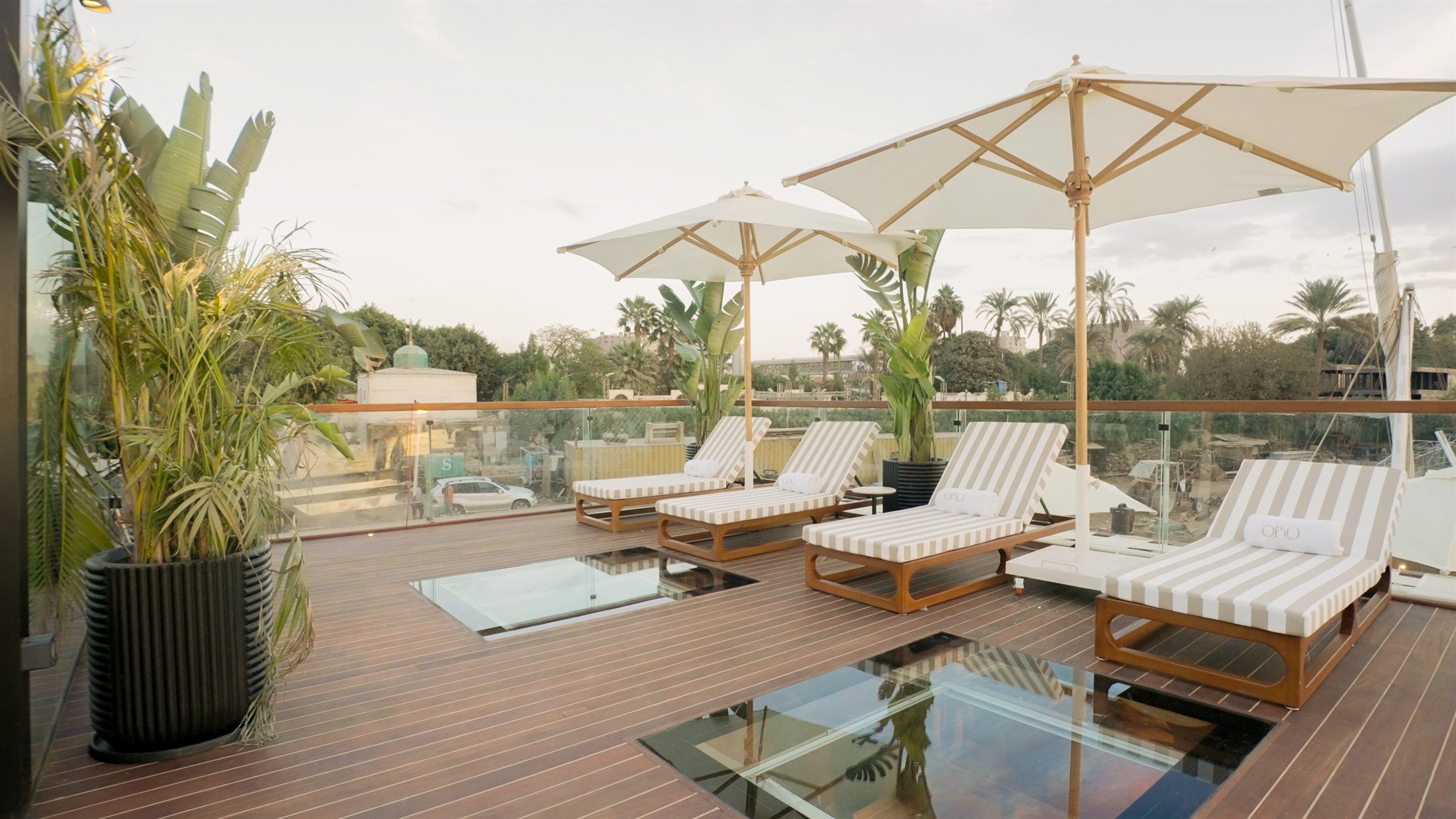 Open-air loungers on the Deck 3 sundeck aboard ORO I