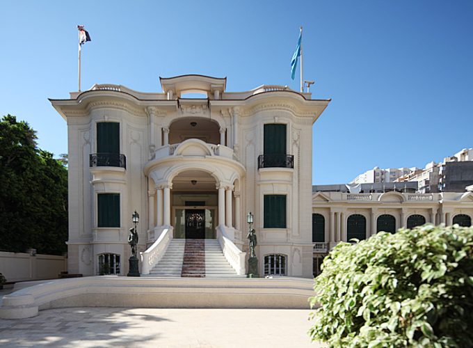Private Royal Jewelry Museum & Stanley Bridge Tour from Alexandria